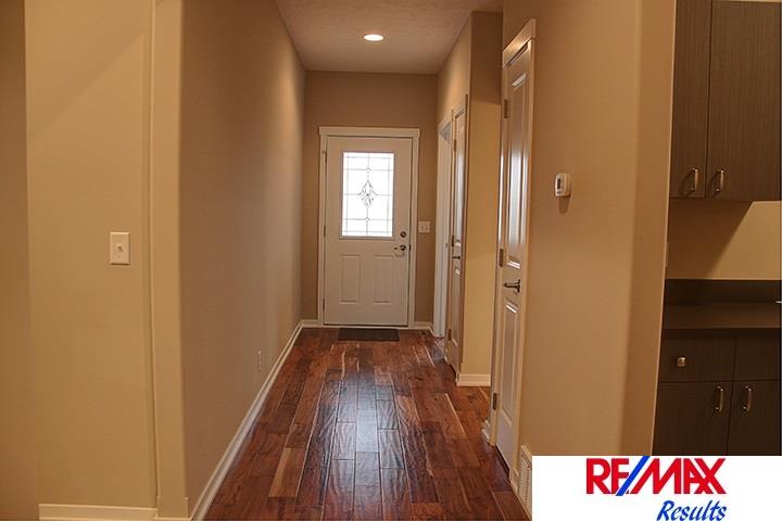 512 N 15, Fort Calhoun, NE 68023