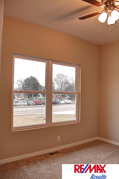 512 N 15, Fort Calhoun, NE 68023