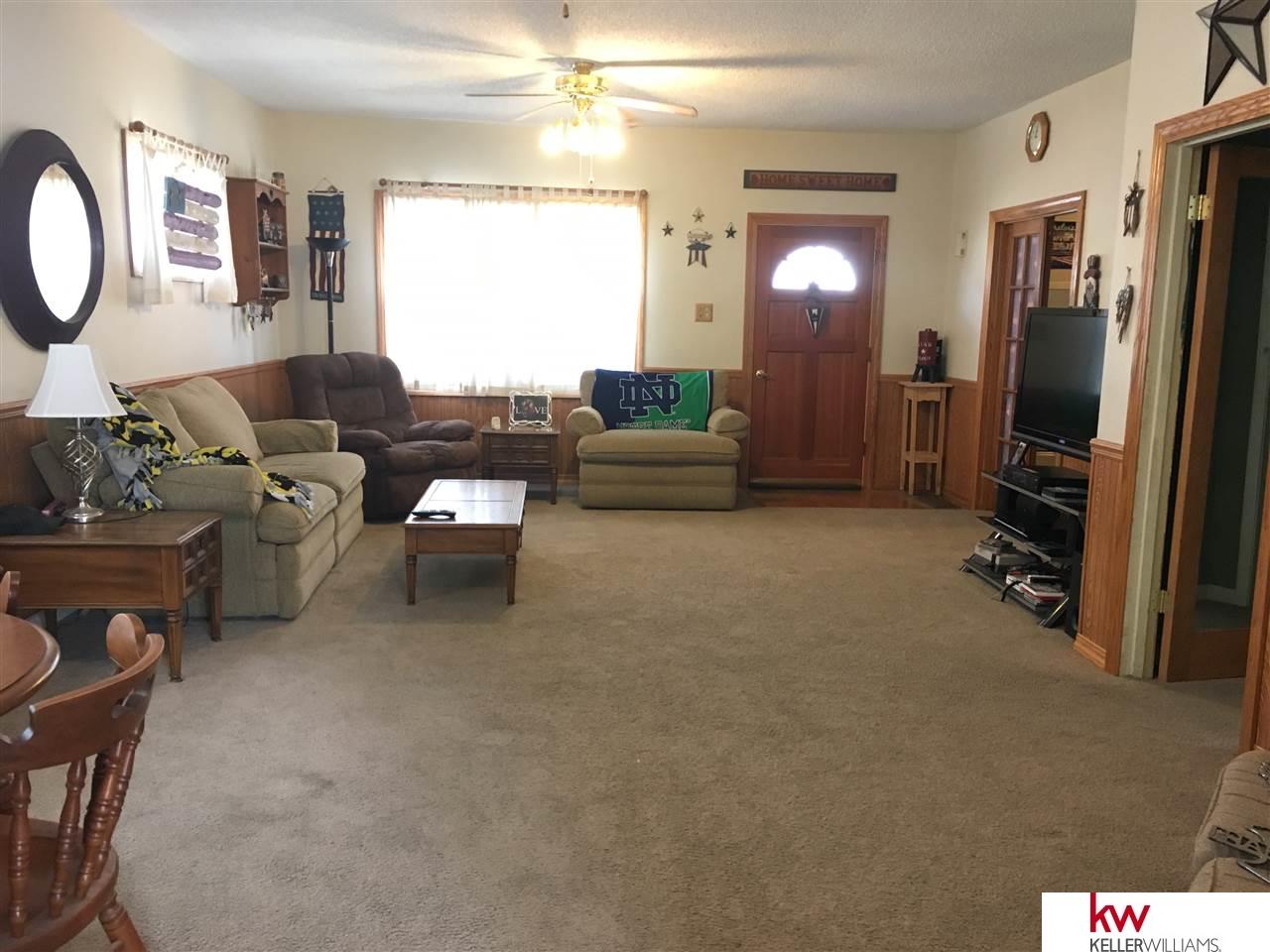 945 E Military, Fremont, NE 68025