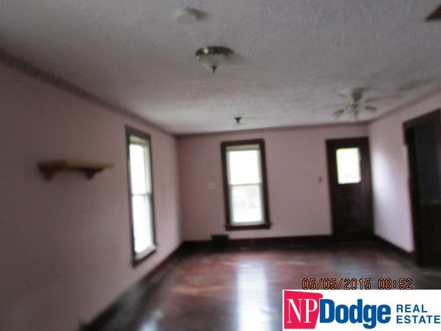 512 E 4, Fremont, NE 68025