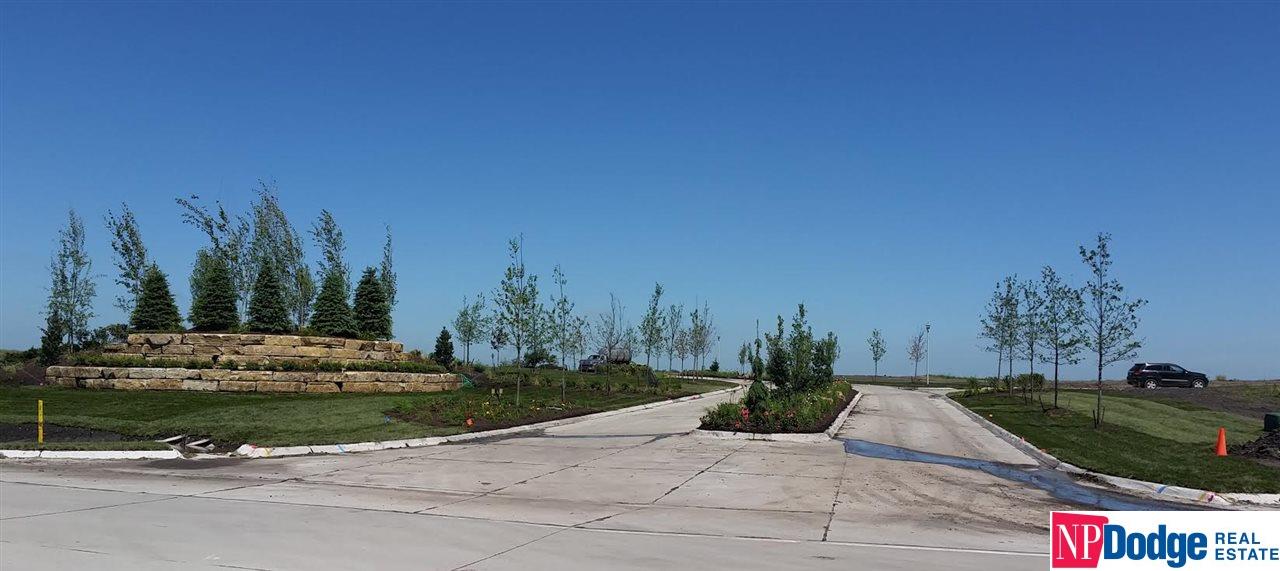 3204Bryon Shore, Fremont, NE 68025
