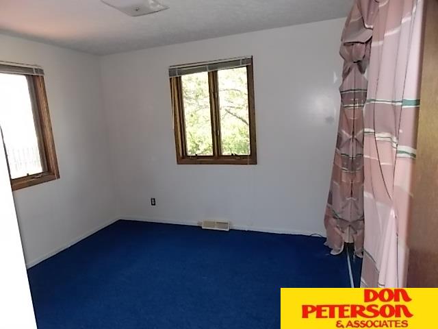 2372 E 10th, Fremont, NE 68025