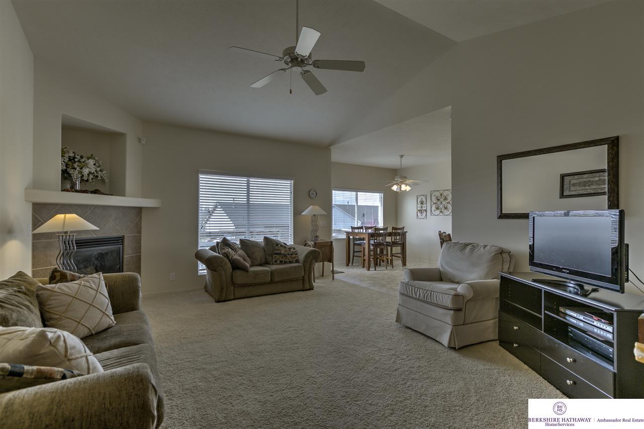 20719Locust, Gretna, NE 68028