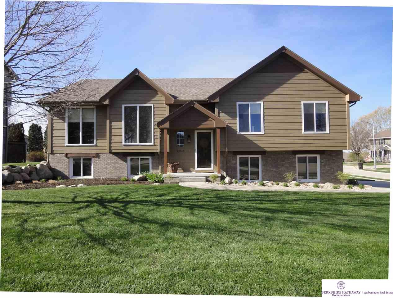 21815Quail, Gretna, NE 68028