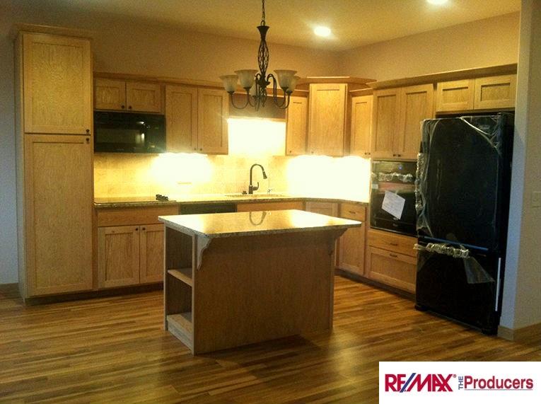 1025Prairie Hill, Louisville, NE 68037
