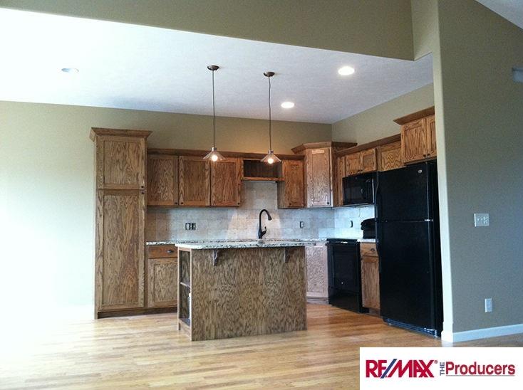 1195Prairie Hill, Louisville, NE 68037