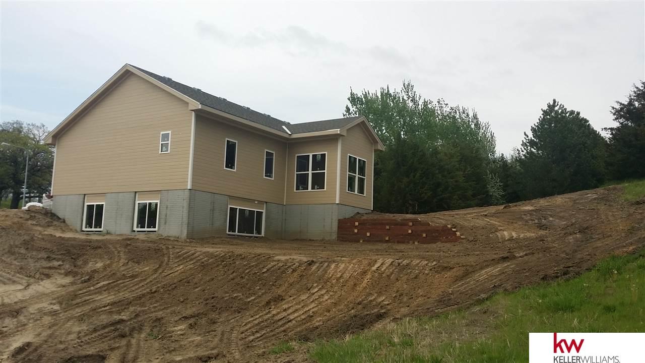 948 S Third, Louisville, NE 68037