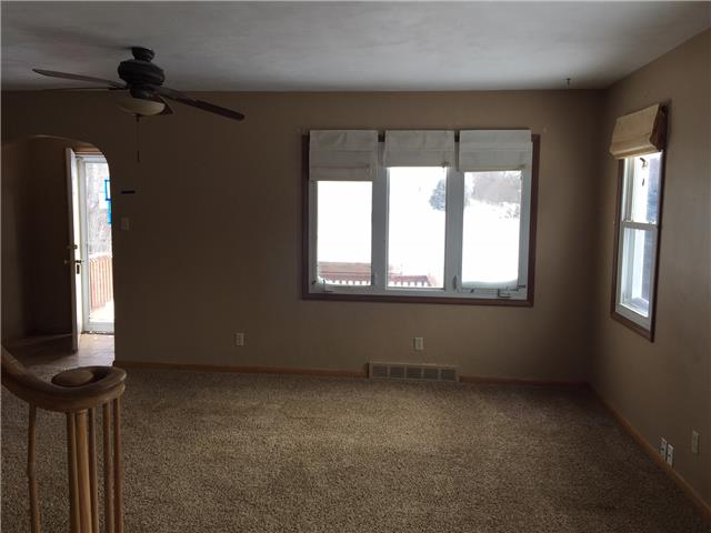 308 N Brewster AveOakland, NE, 68045Burt County