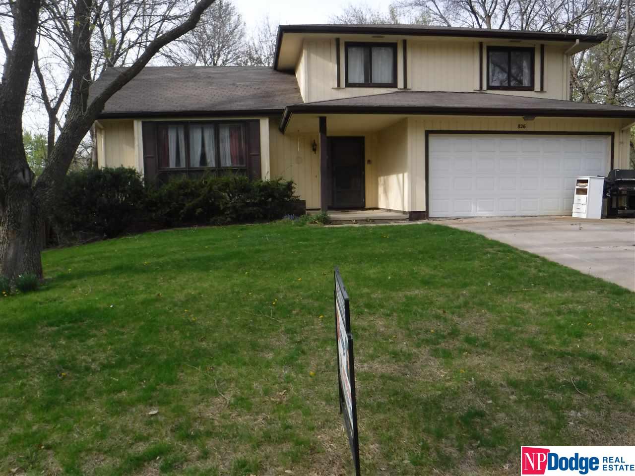 826Arlene, Papillion, NE 68046