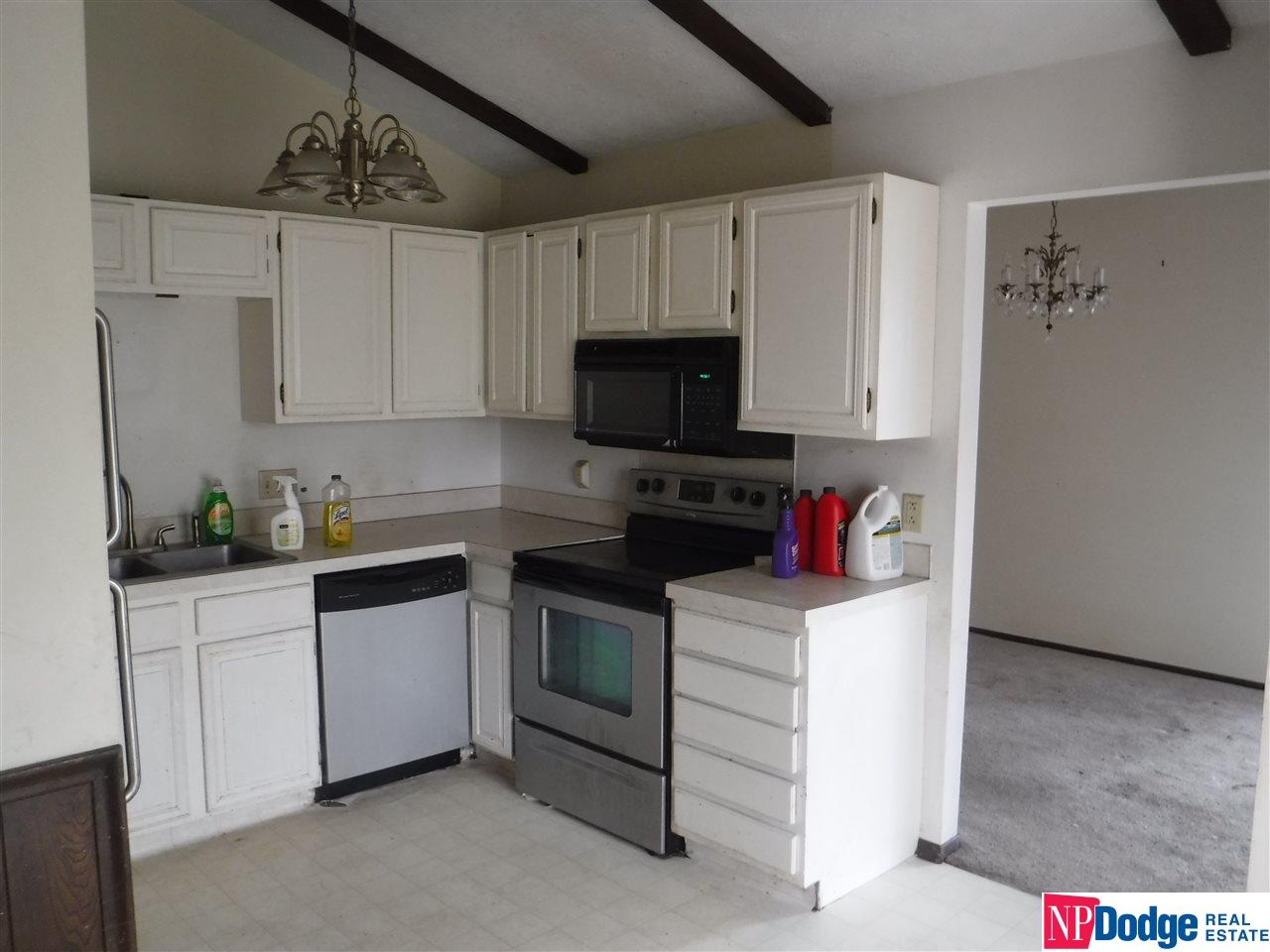 826Arlene, Papillion, NE 68046