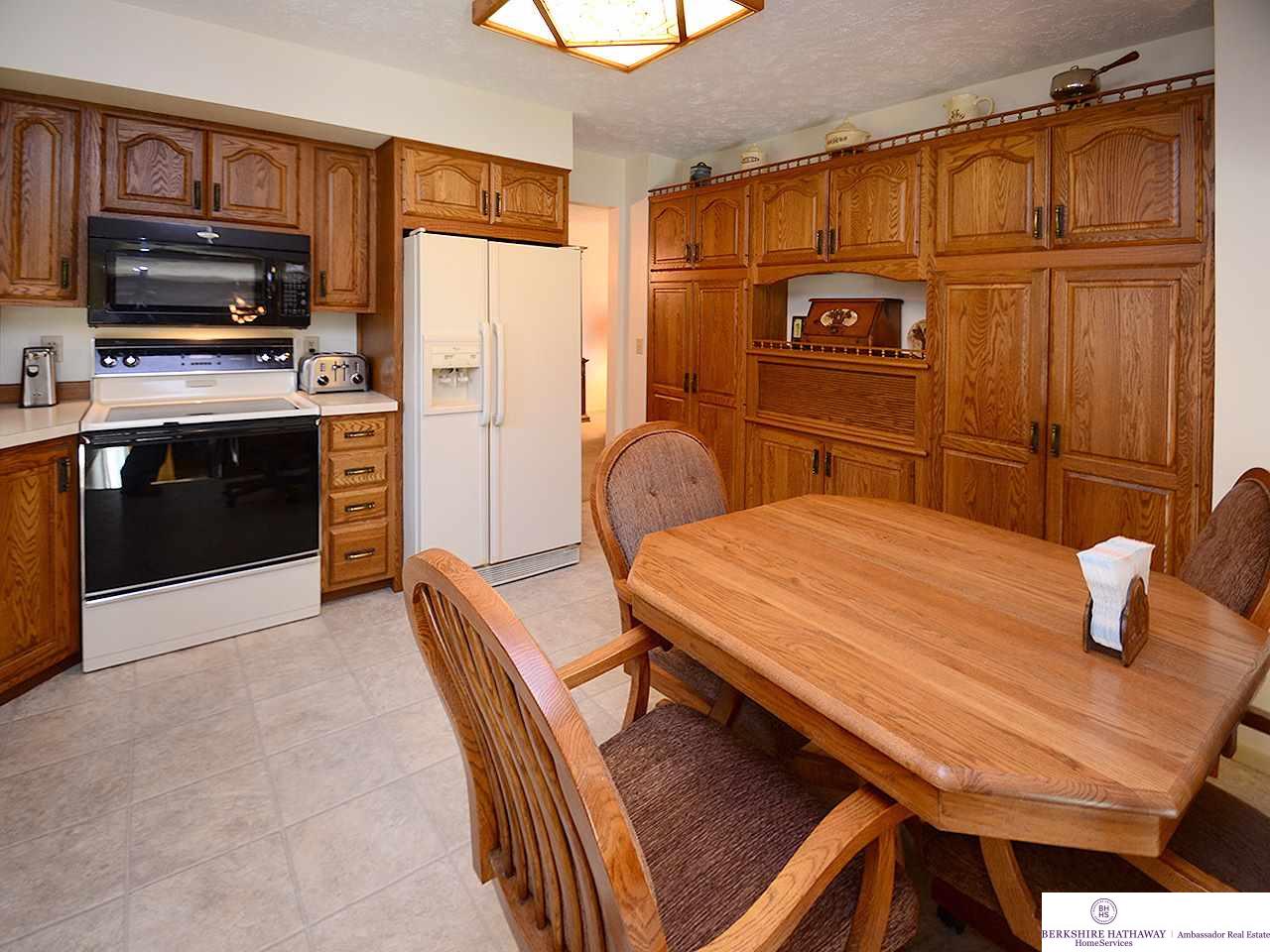 809Buckboard, Omaha, NE 68046