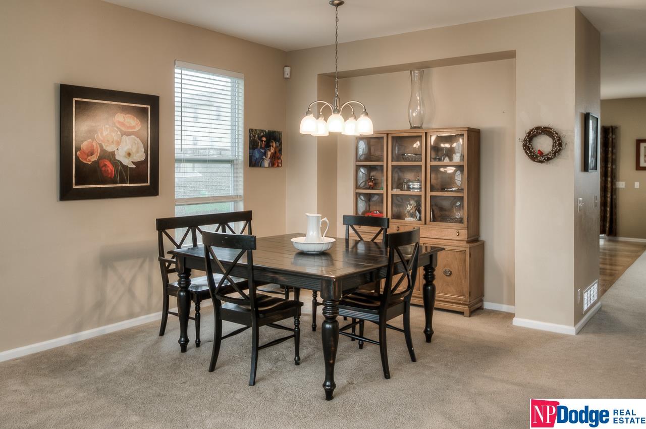 907Port Royal, Papillion, NE 68046