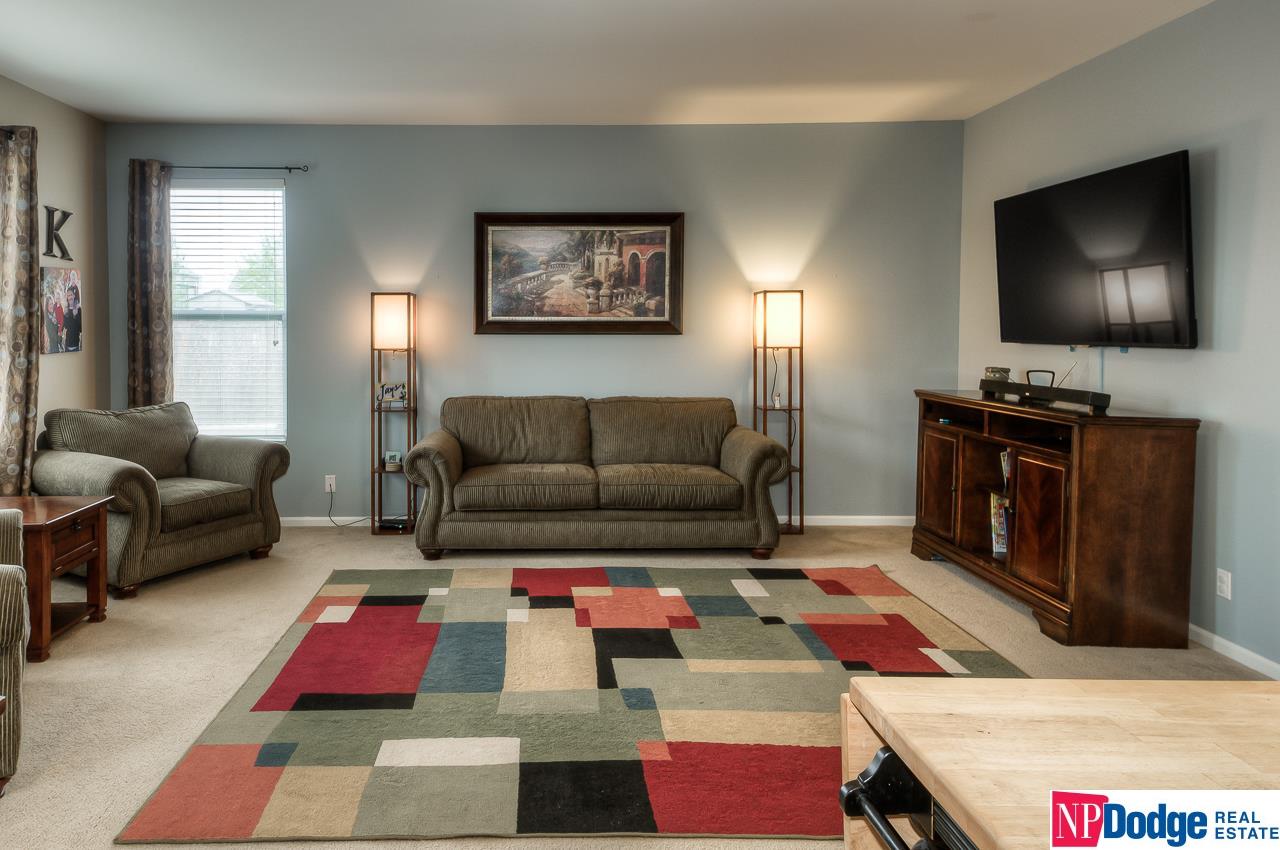 907Port Royal, Papillion, NE 68046