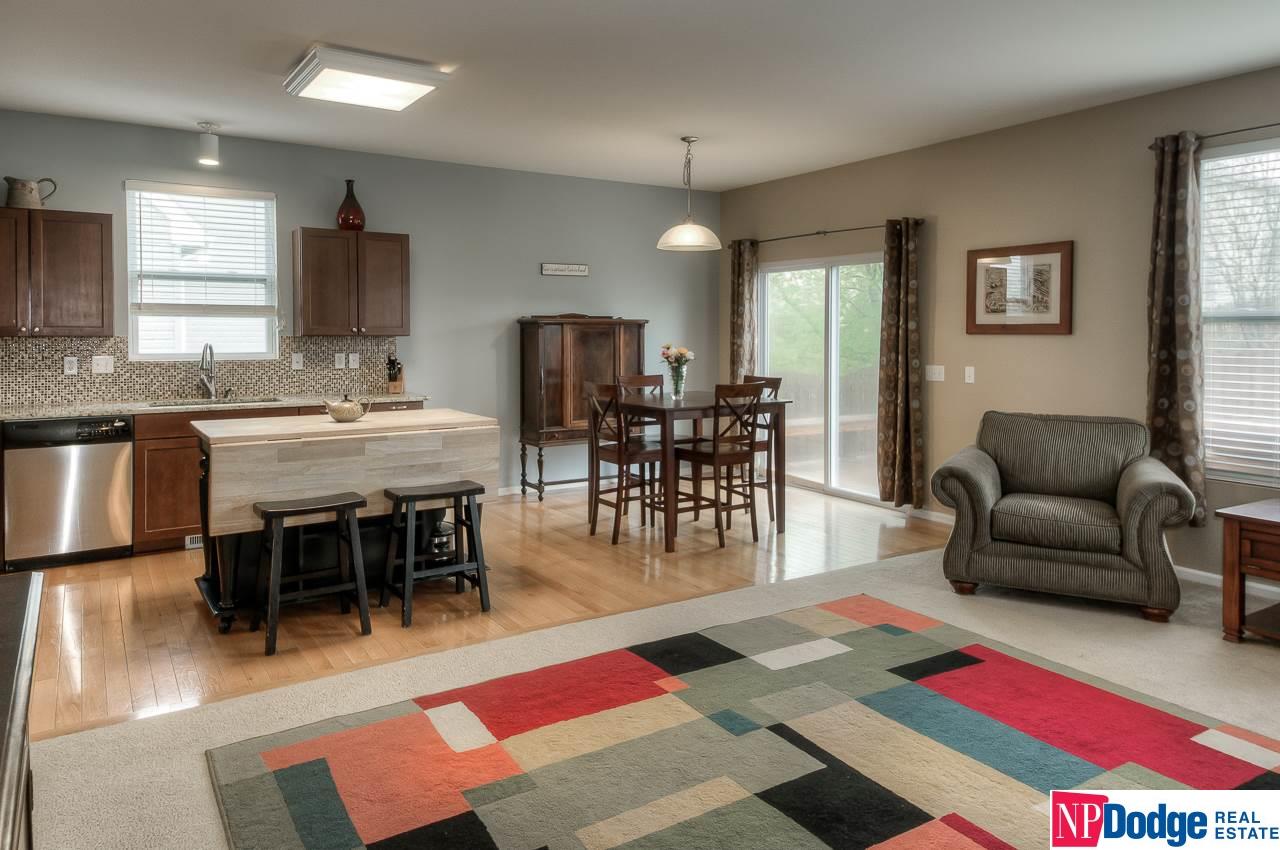 907Port Royal, Papillion, NE 68046