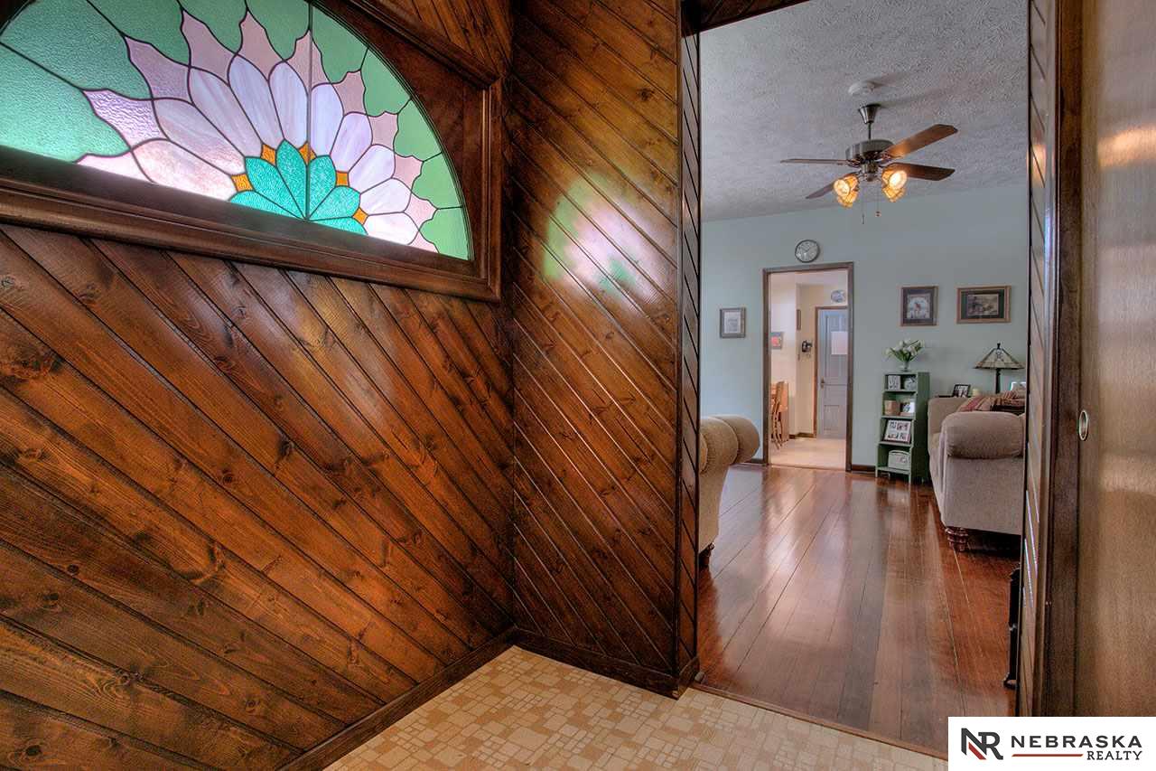 260Elm, Springfield, NE 68059