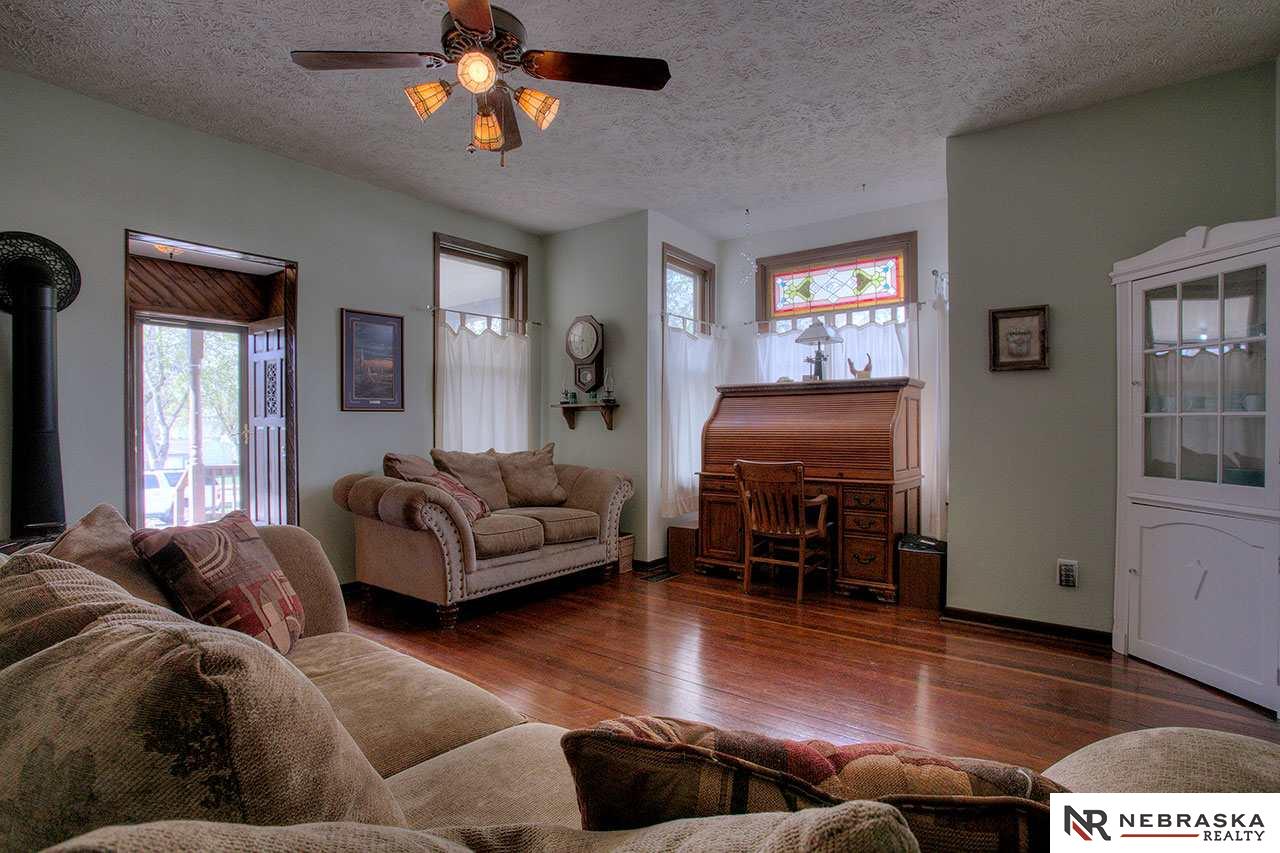 260Elm, Springfield, NE 68059