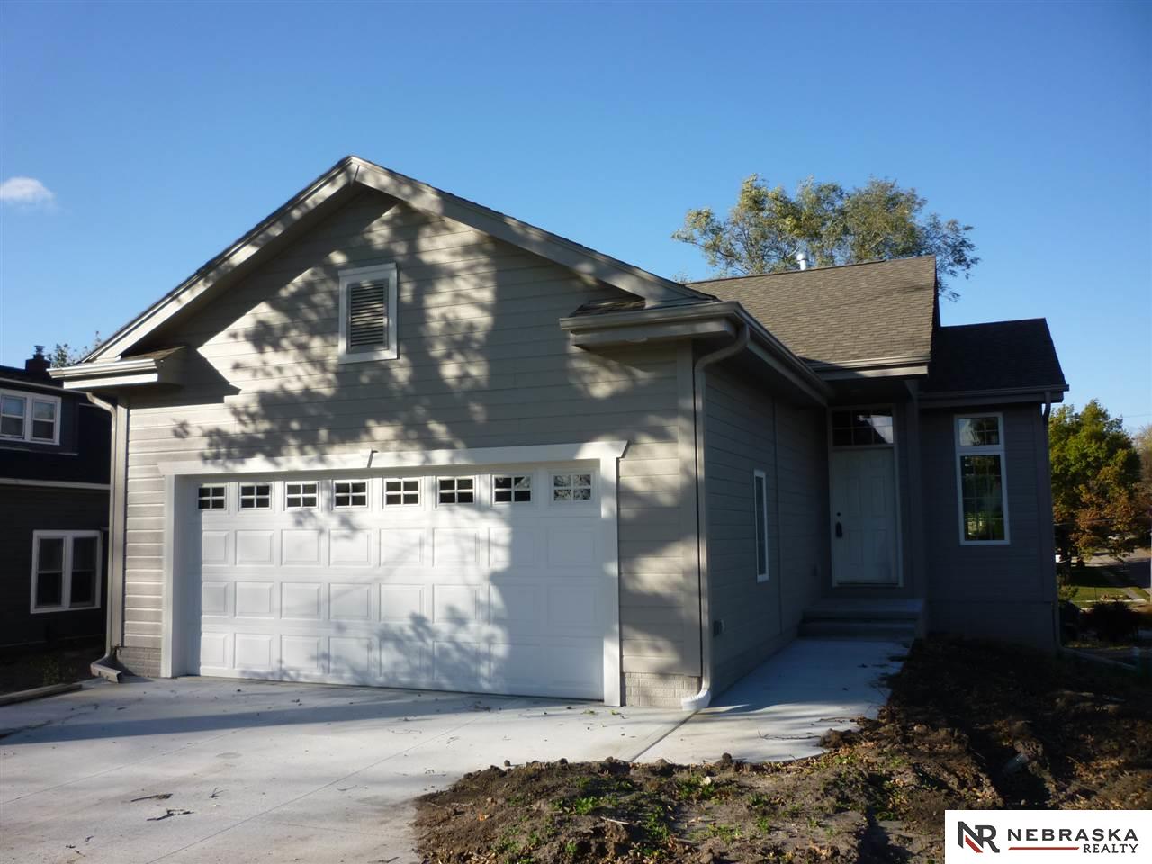 380Maple, Springfield, NE 68059