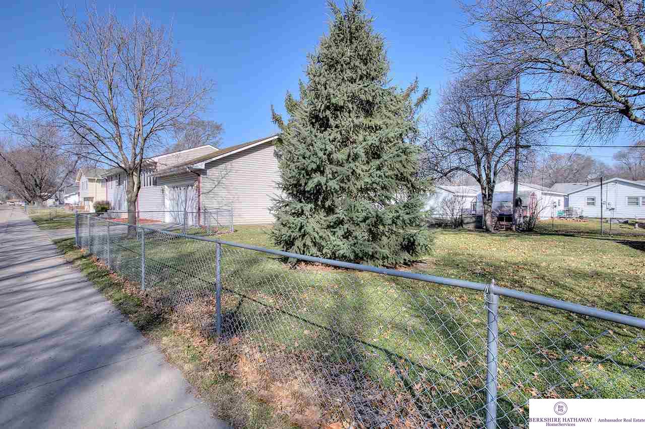 204 W Waring, Valley, NE 68064