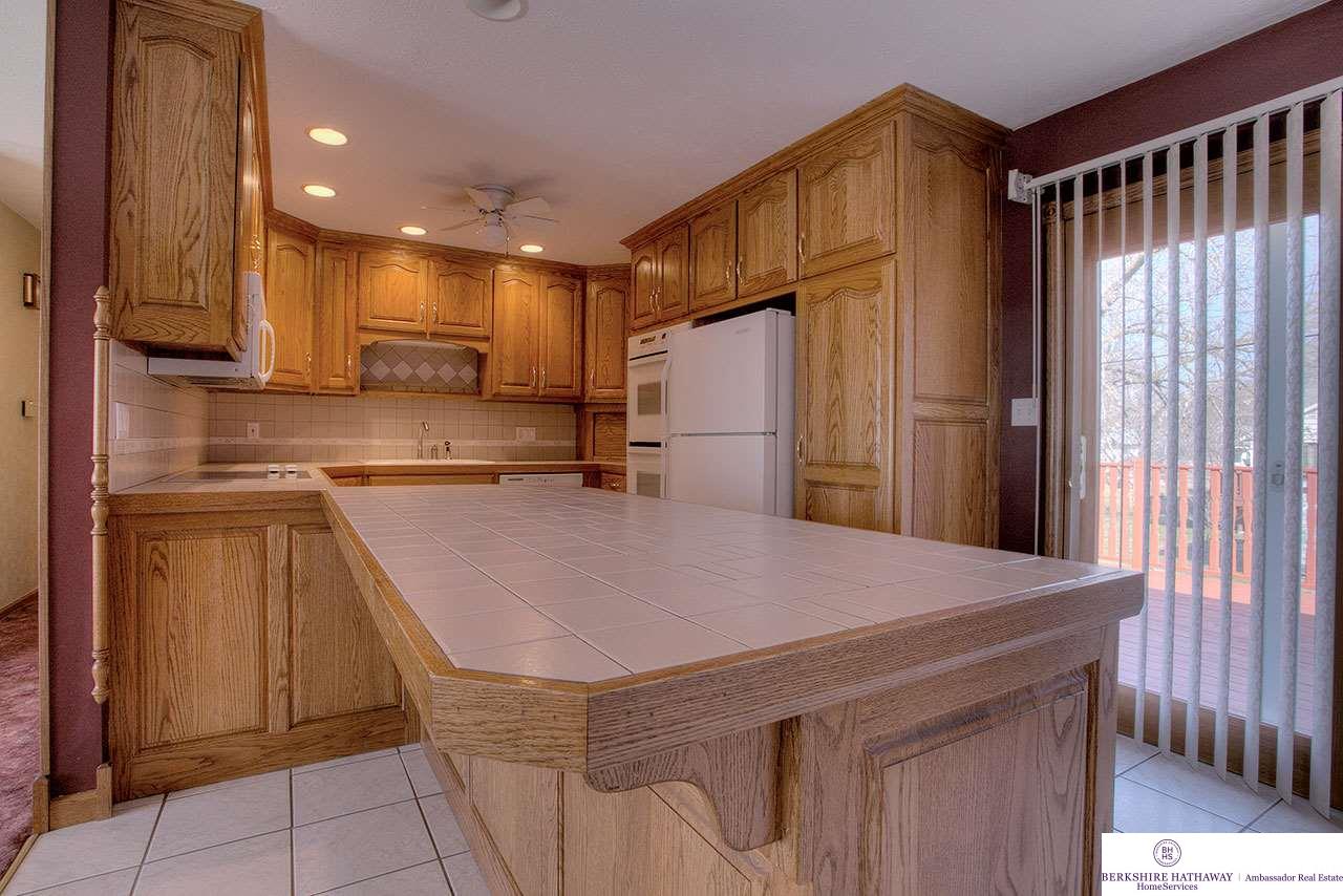 204 W Waring, Valley, NE 68064