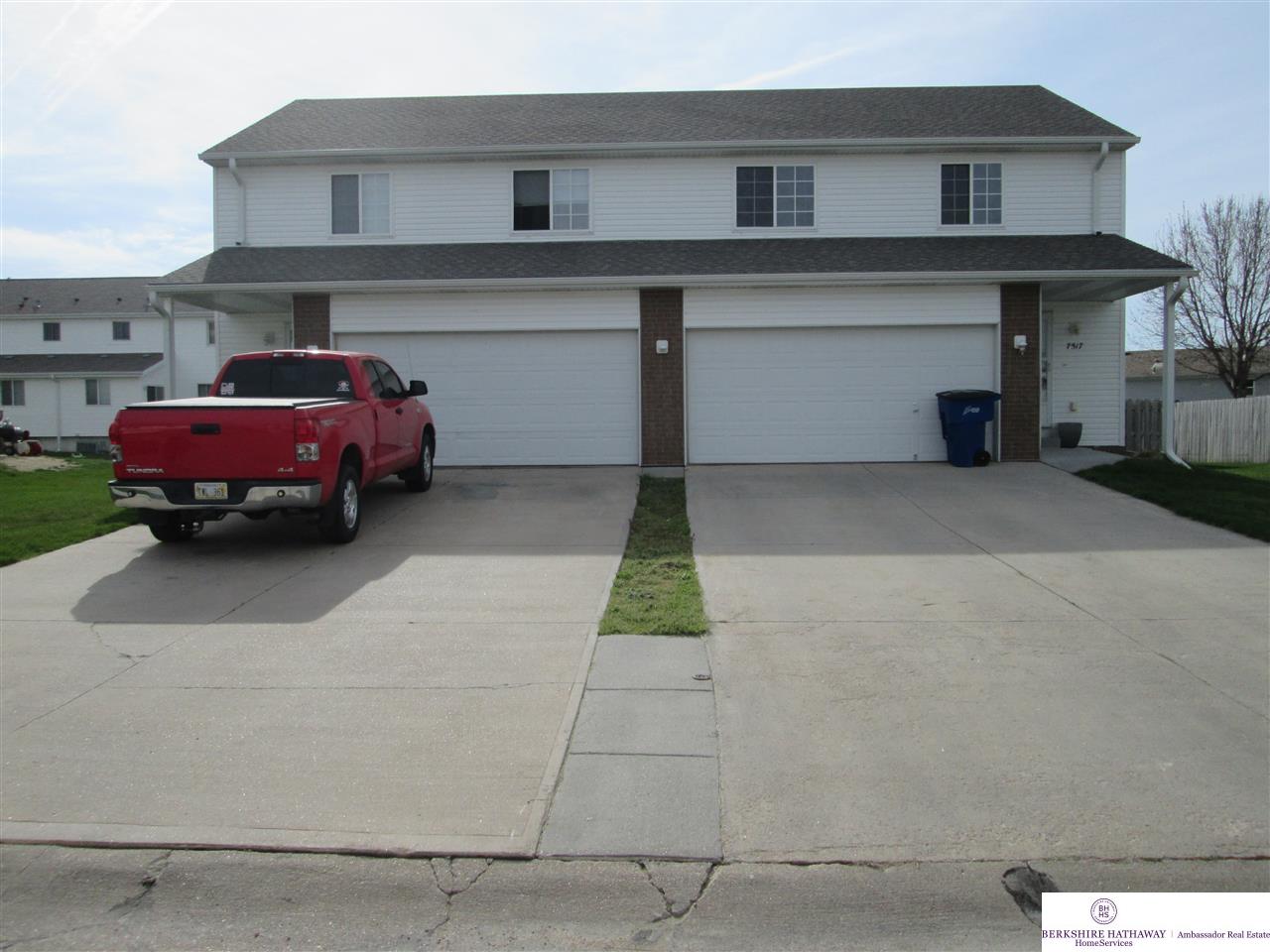 7517 and 7519 N 285, Valley, NE 68064