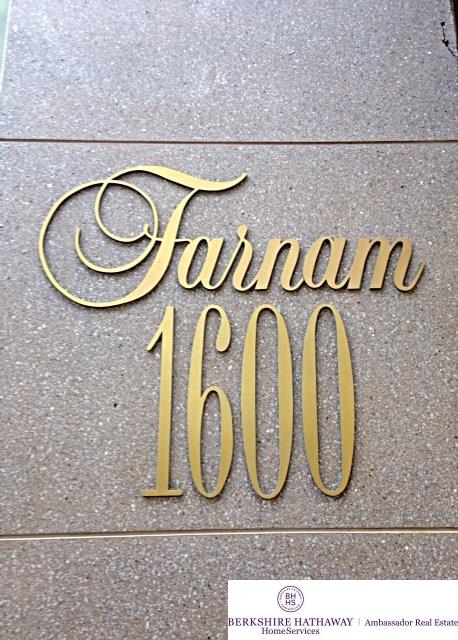 300 S 16, Omaha, NE 68102