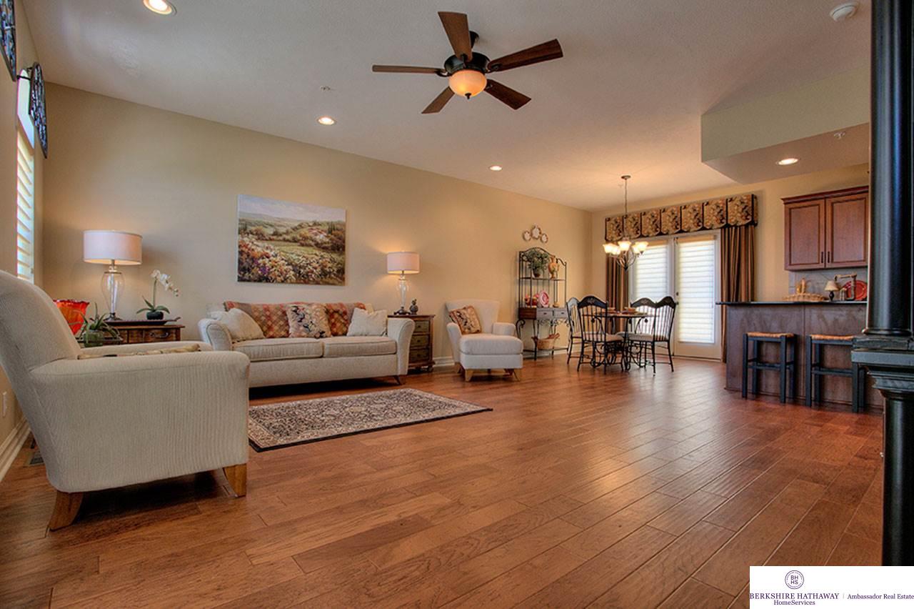 1204 S 6, Omaha, NE 68102