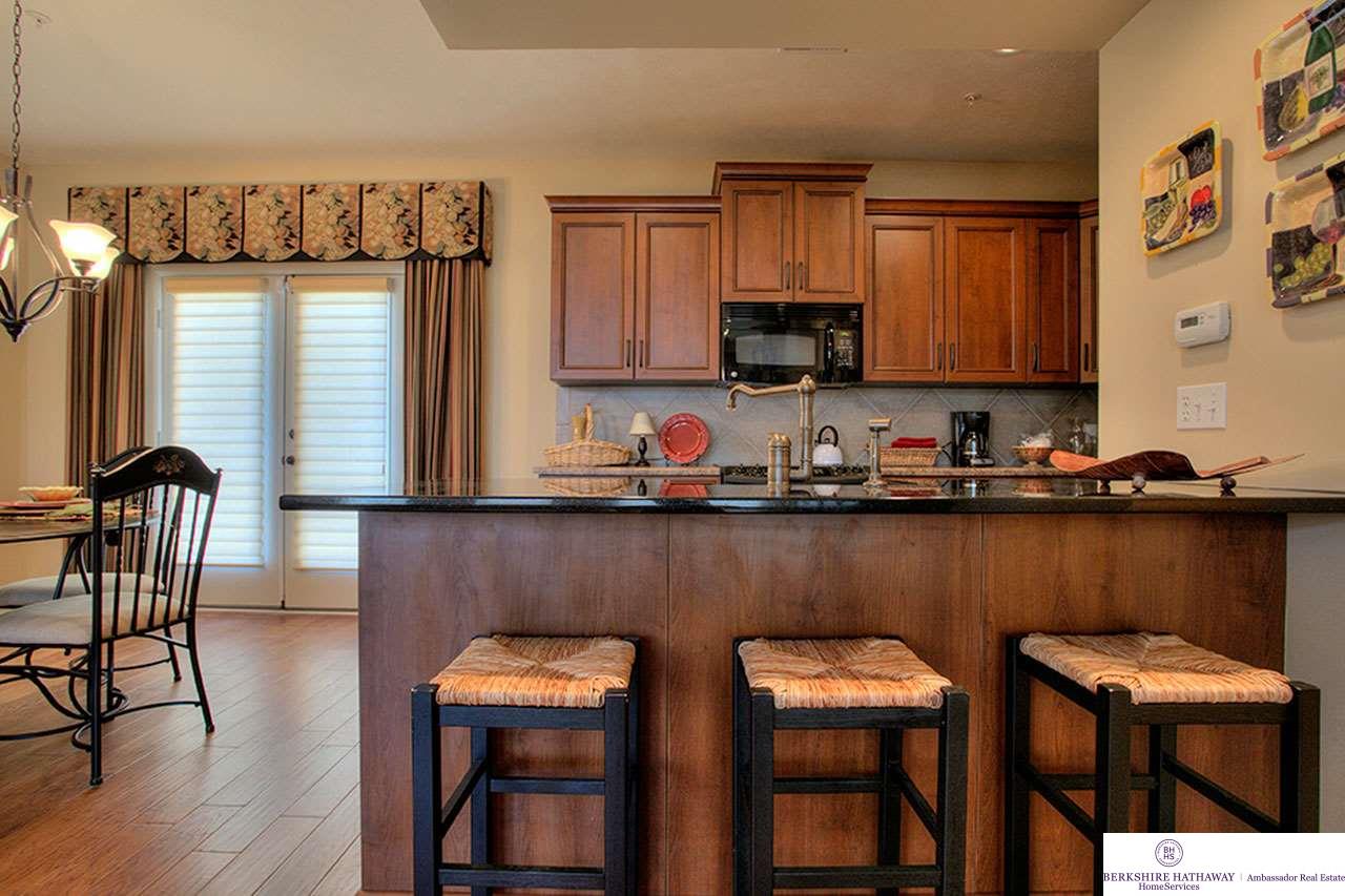 1204 S 6, Omaha, NE 68102