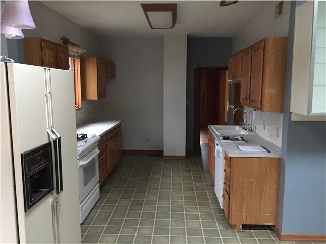 2402 N 60th StOmaha, NE, 68104Douglas County