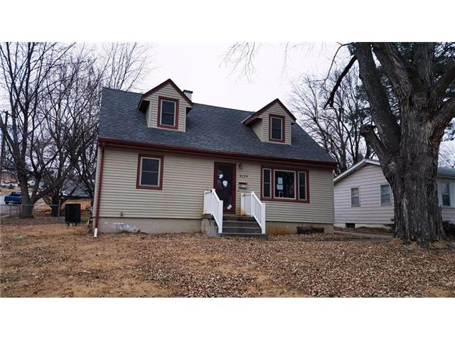 6124 Park Lane DrOmaha, NE, 68104Douglas County