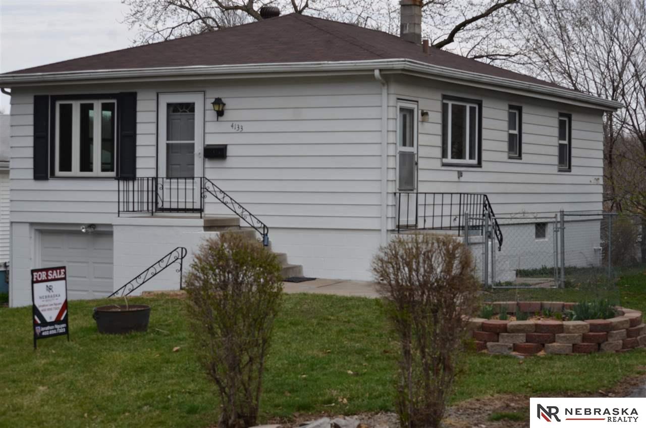 4133 N 65, Omaha, NE 68104