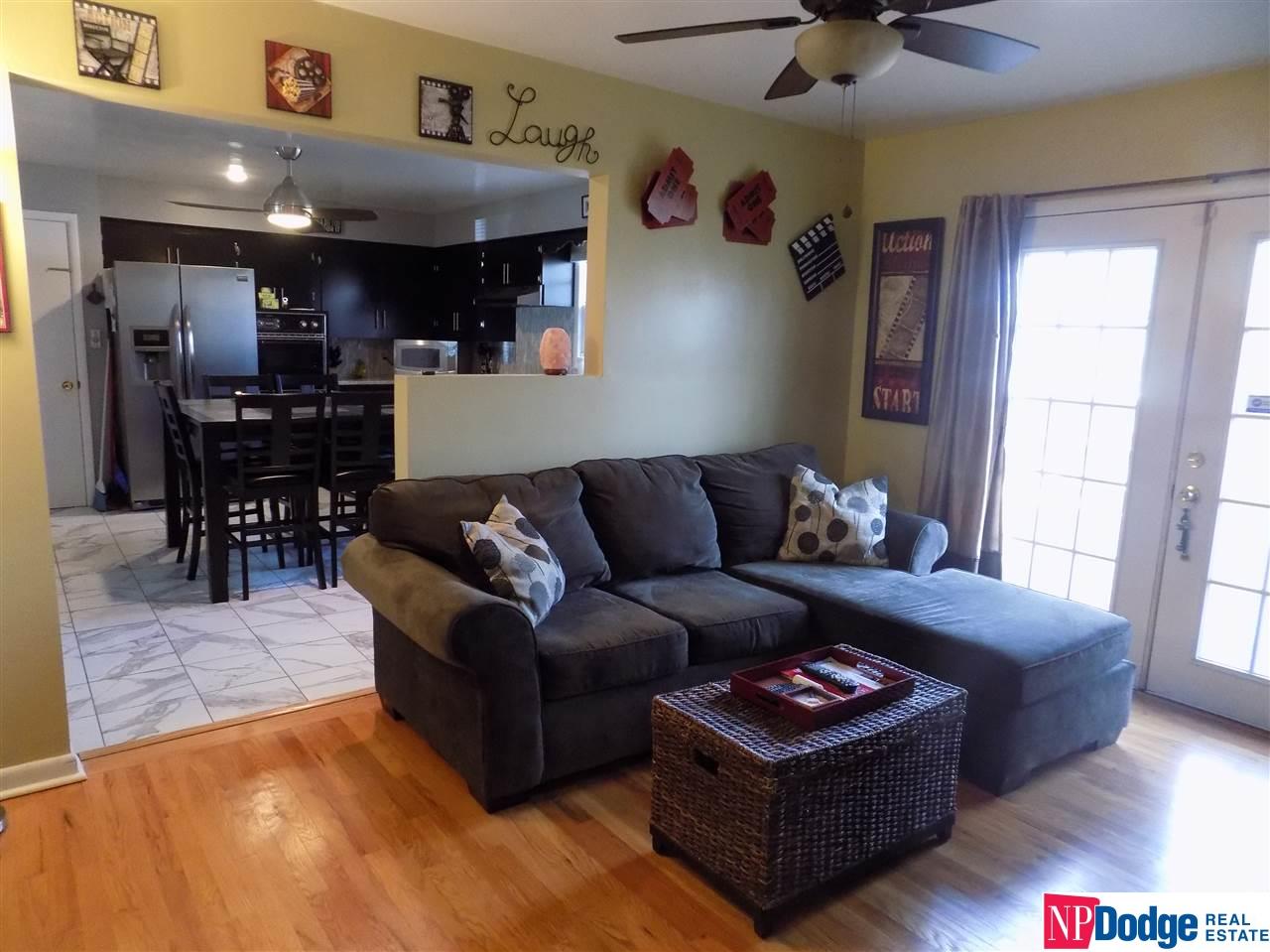 5115 N 49, Omaha, NE 68104