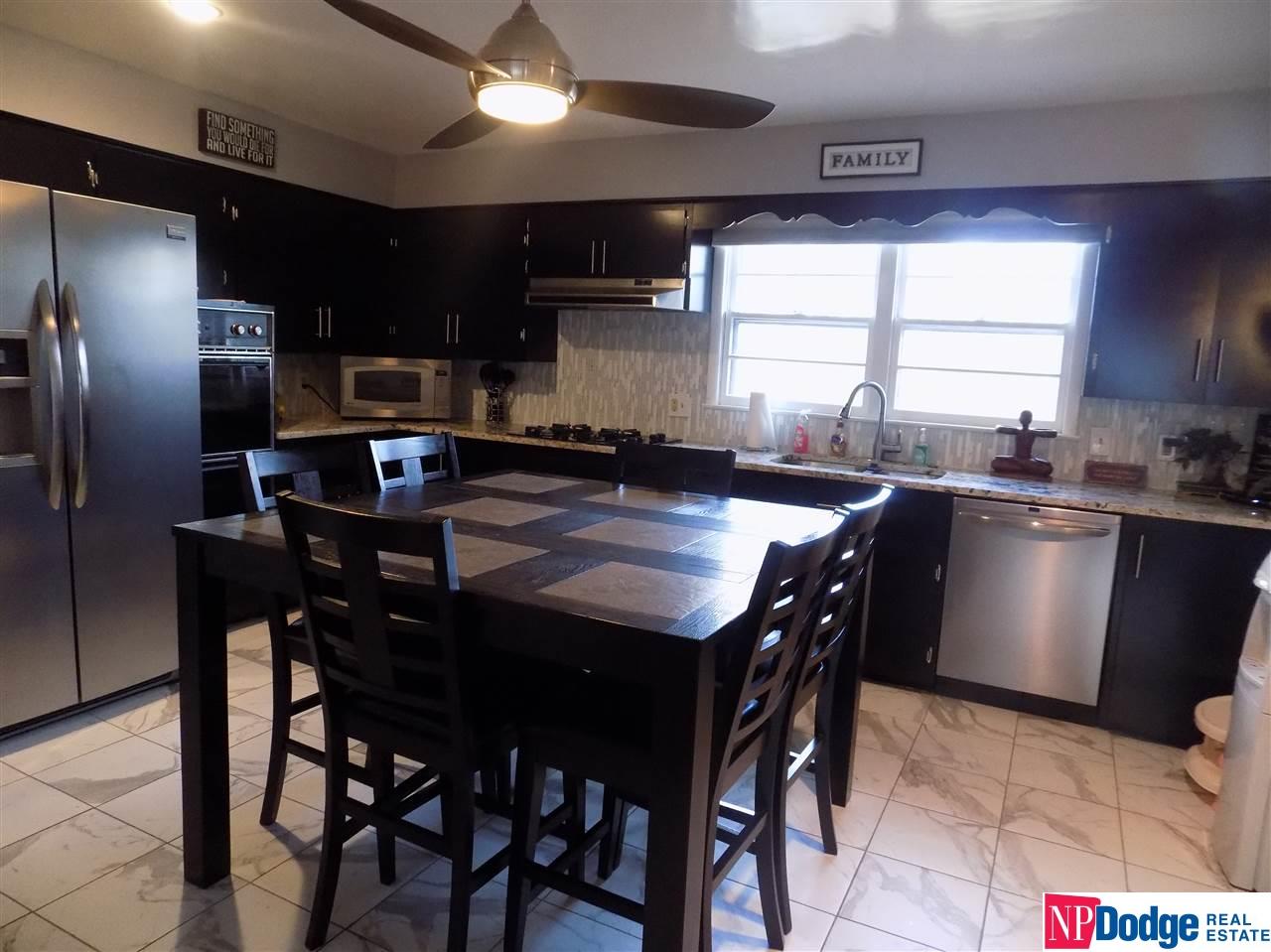 5115 N 49, Omaha, NE 68104