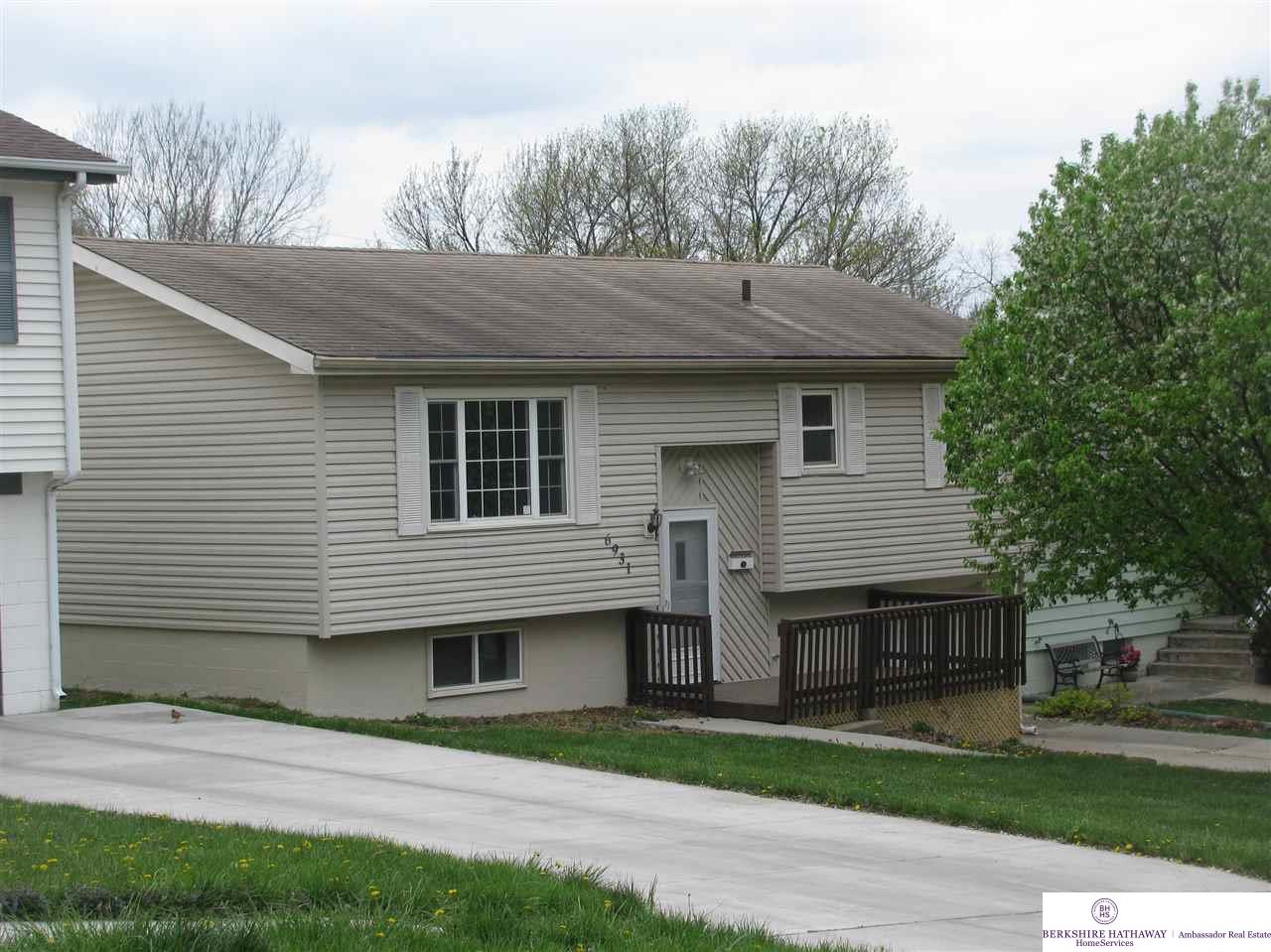 6931Wirt, Omaha, NE 68104