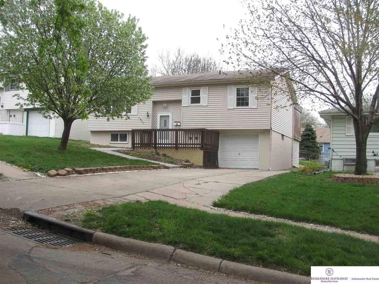 6931Wirt, Omaha, NE 68104