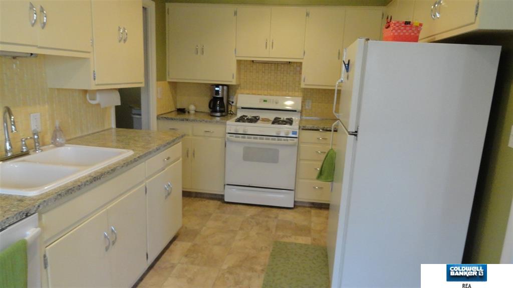 4943 Emmet Street, Omaha, United States 68104