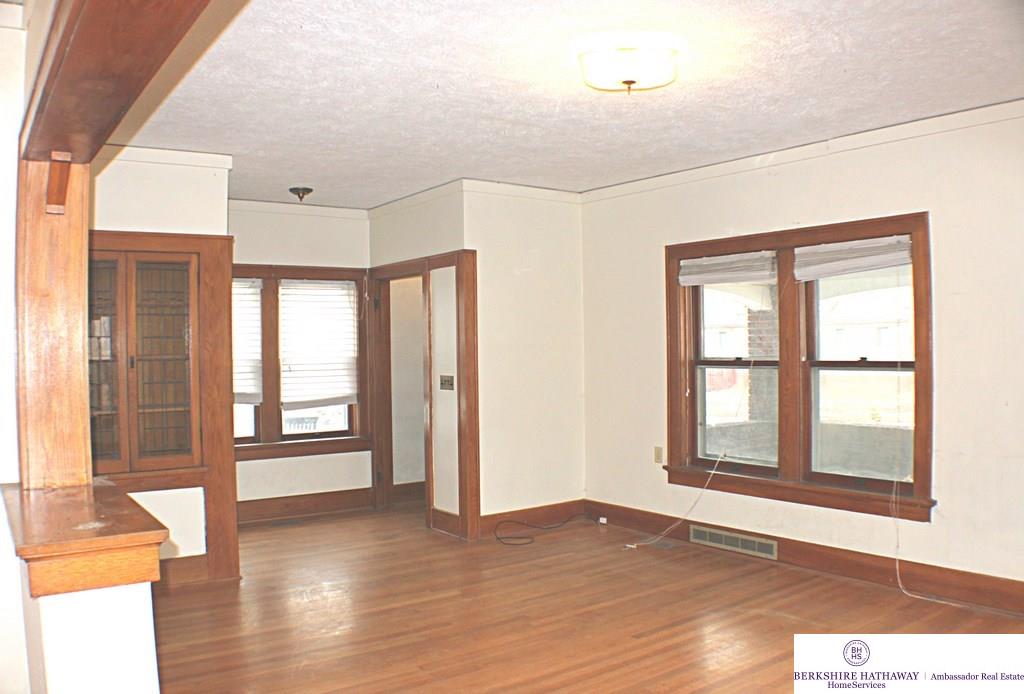 3264Frances, Omaha, NE 68105