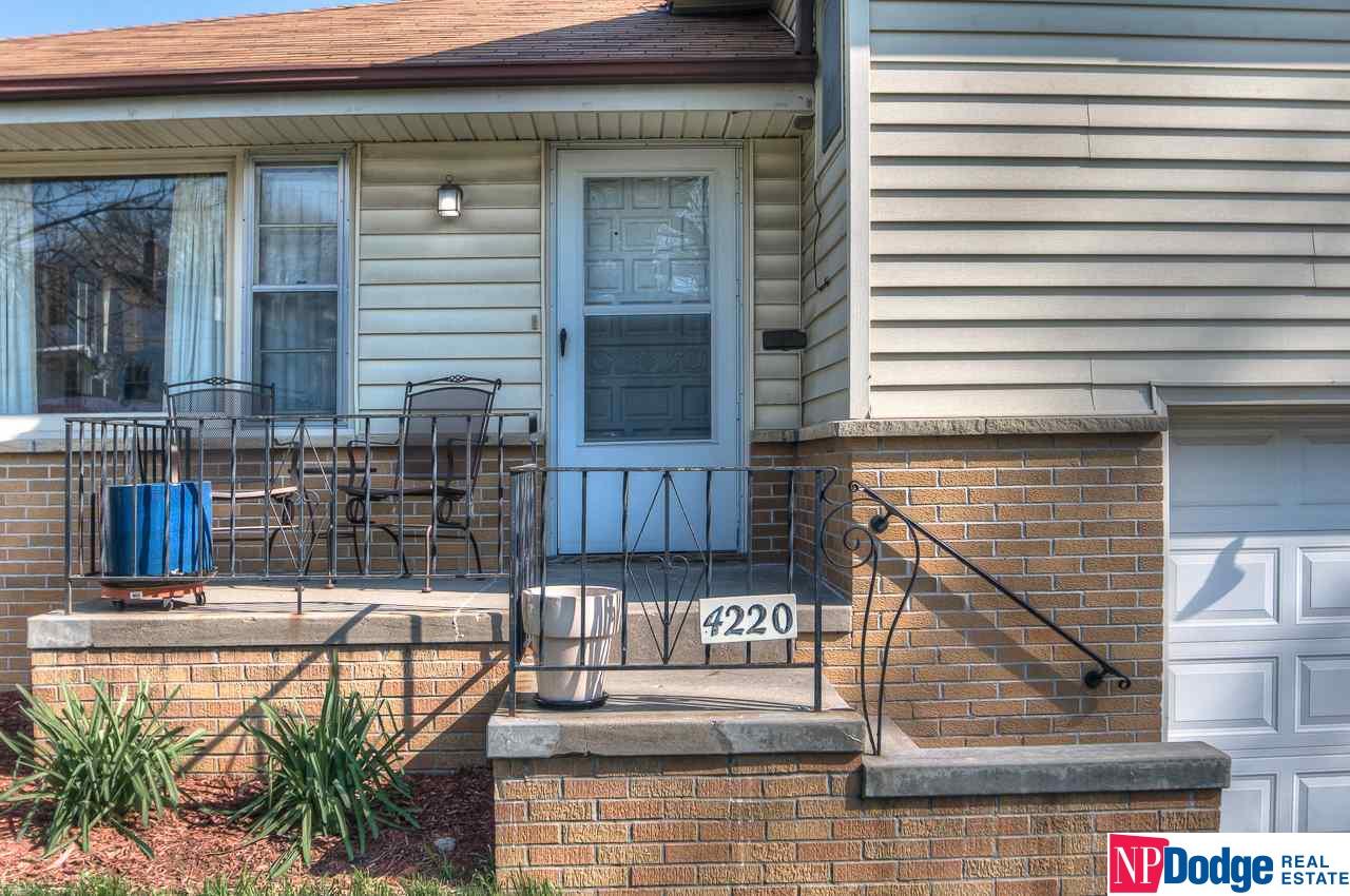 4216 &amp; 4220Vinton, Omaha, NE 68105