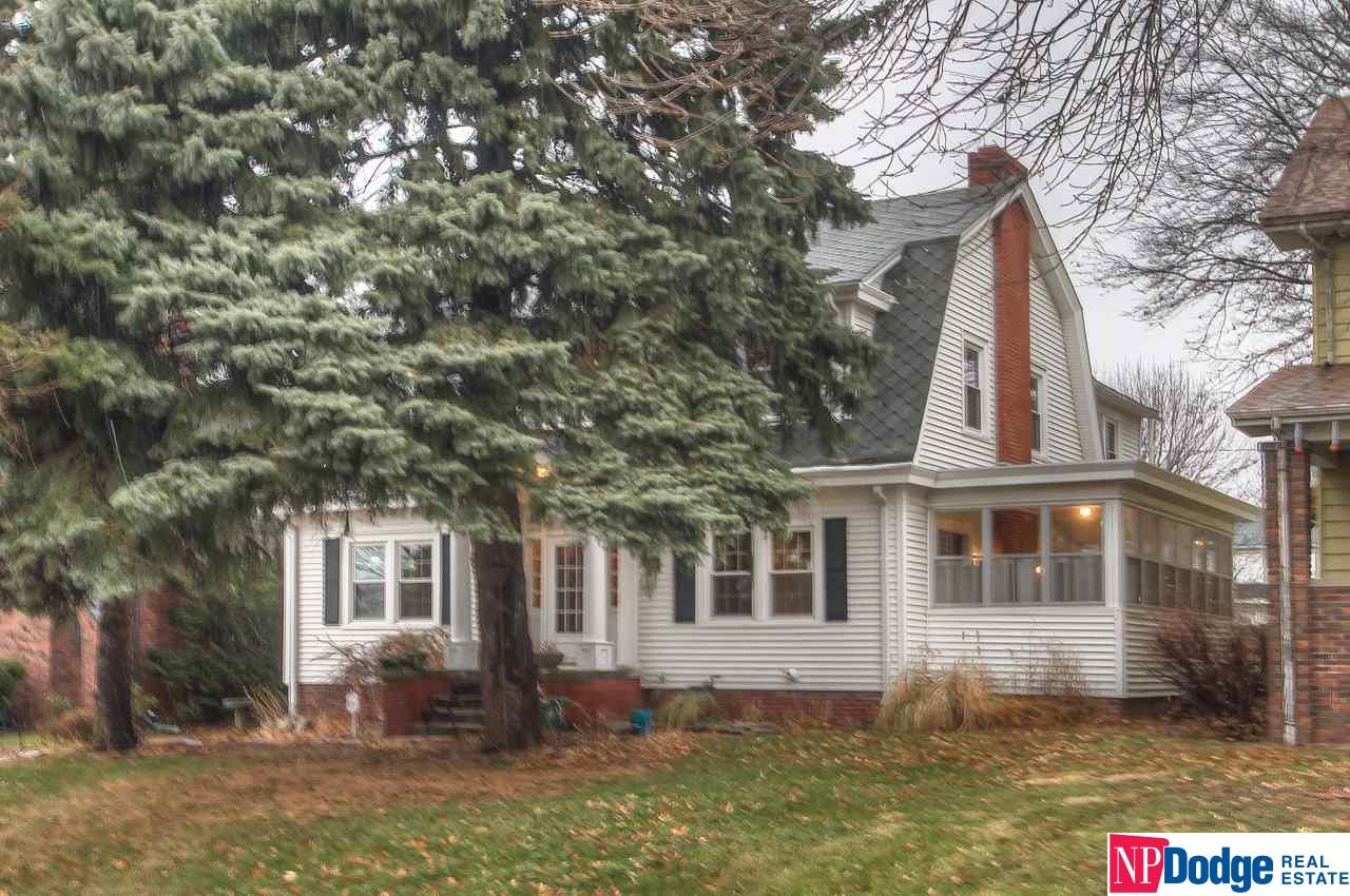 4216William, Omaha, NE 68105