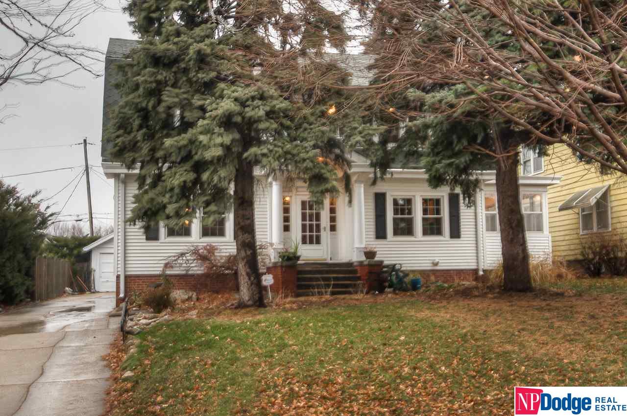 4216William, Omaha, NE 68105