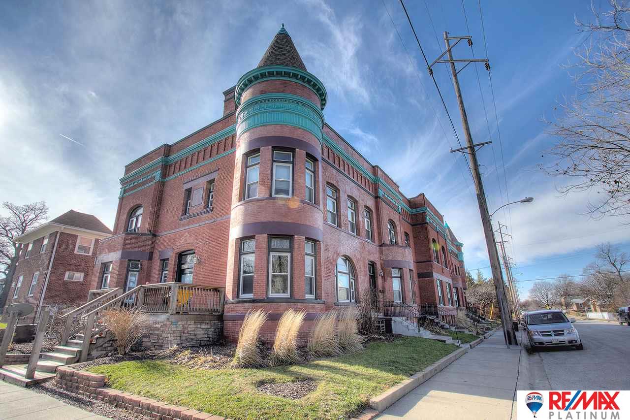 3005Pacific, Omaha, NE 68105