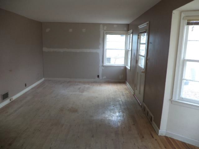 2709 S 60th StOmaha, NE, 68106Douglas County