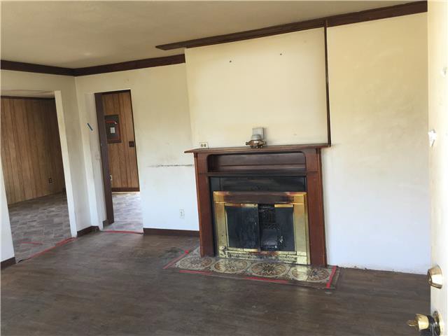 5439 Frederick StOmaha, NE, 68106Douglas County