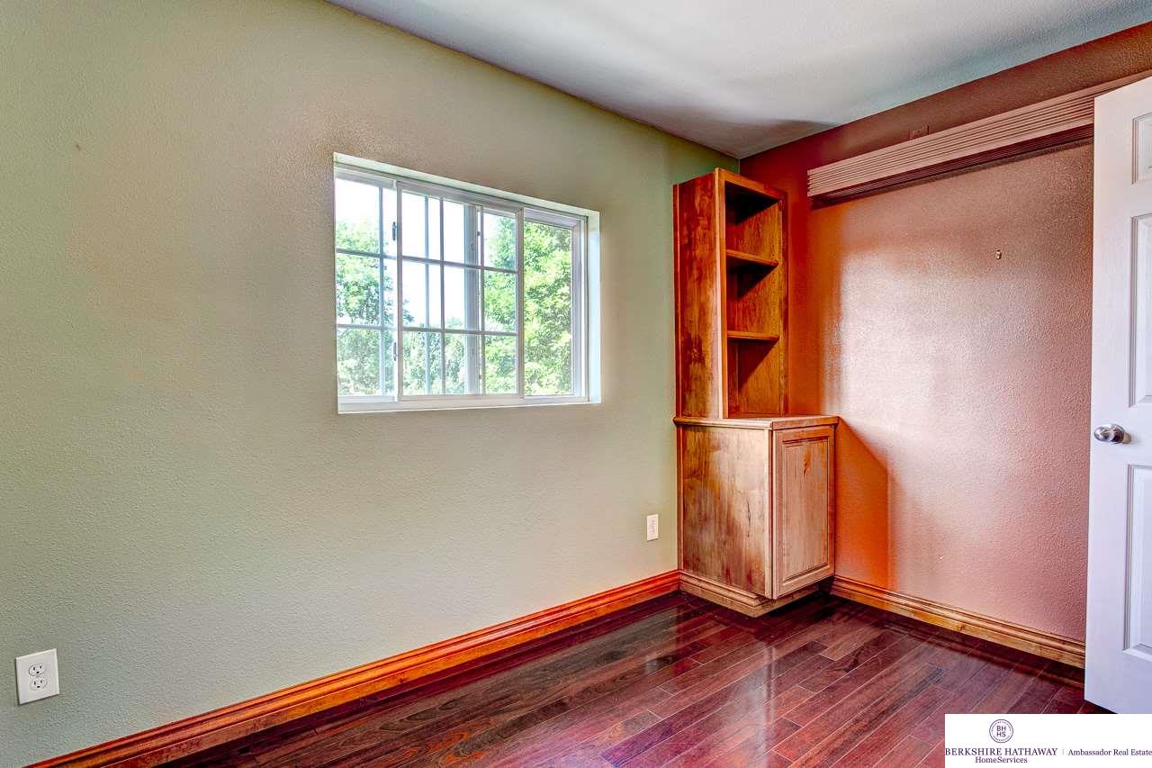 1312 S 48, Omaha, NE 68106