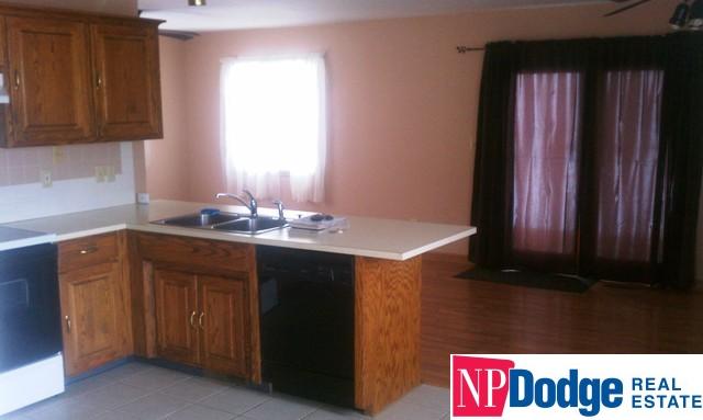 4657B, Omaha, NE 68106