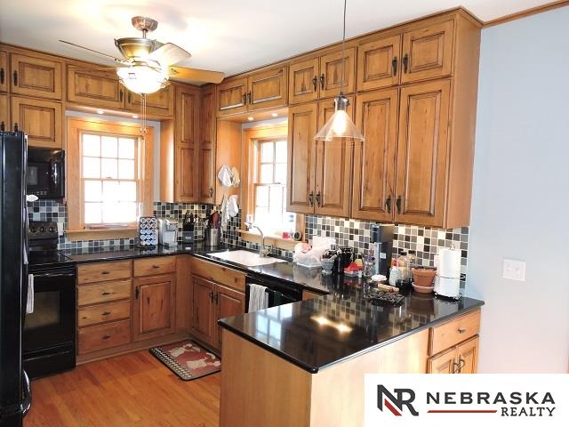 4607Woolworth, Omaha, NE 68106