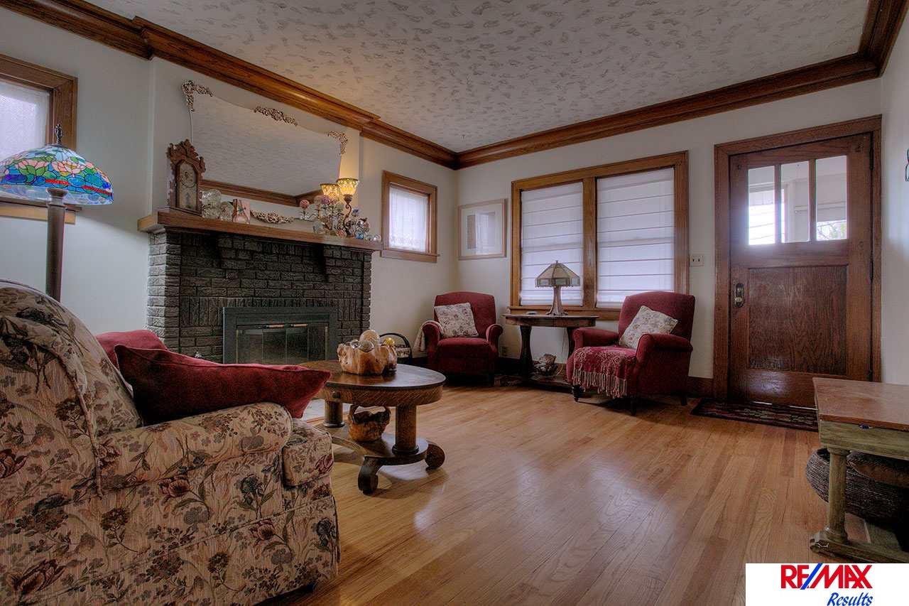 1410 S 48th, Omaha, NE 68106