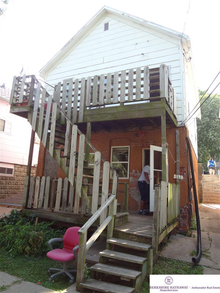 5427 S 21, Omaha, NE 68107