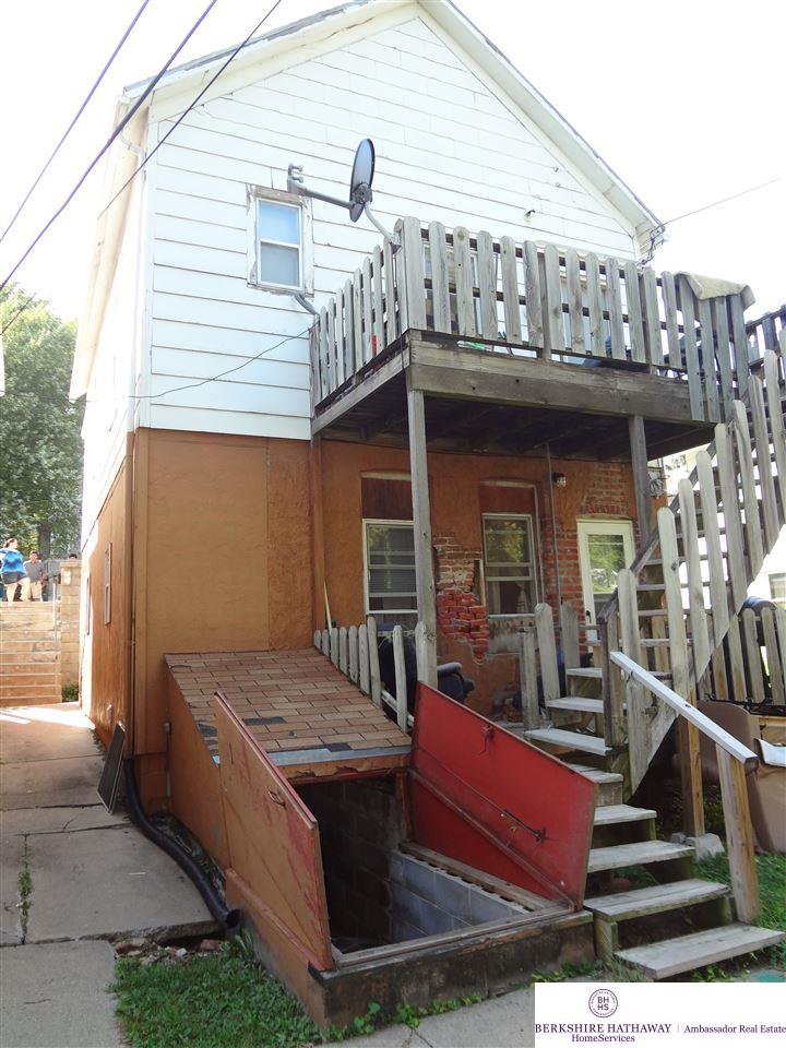 5427 S 21, Omaha, NE 68107