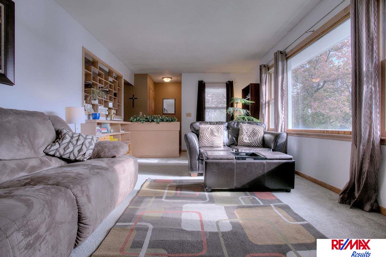 1405U, Omaha, NE 68107