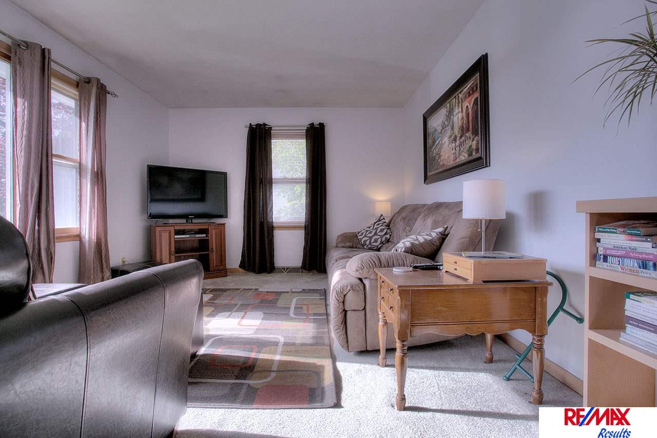 1405U, Omaha, NE 68107